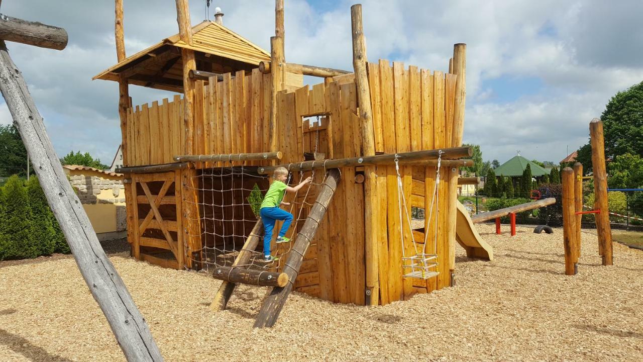 Ferienhaeuser Oberdorla Exteriör bild