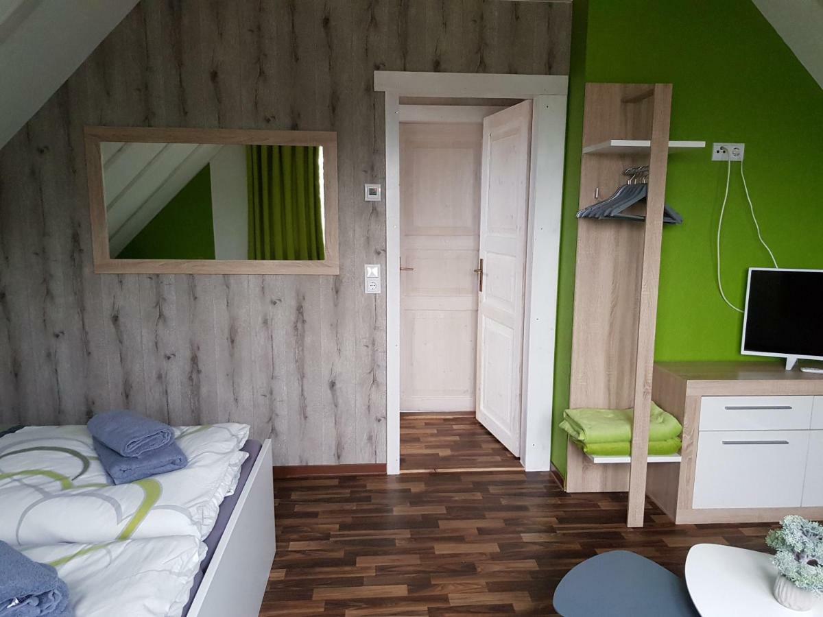 Ferienhaeuser Oberdorla Exteriör bild